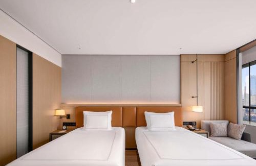 Dongcheng Hotel | Swissotel Beijing Hong Kong Macau Center - 1 min to subway