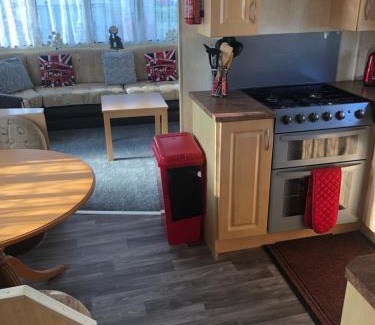 Ingoldmells Apartamento | Sws Coral Beach 3 bedroom sleeps 6