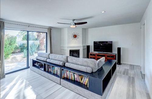 Paradise Valley Village Casa | SWSSHummingbirdHouse