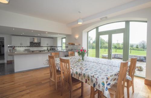 Tregaron Casa | Swydd Long Barn Swyddffynnon