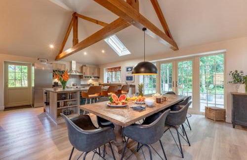 Holt Casa | Sycamore Barn - Holt
