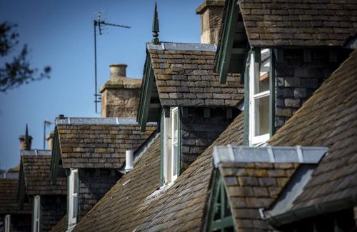 Gorebridge Cabaña | Sycamore Cottage - a traditional 2 bedroom stone cottage within the grounds of Arniston House