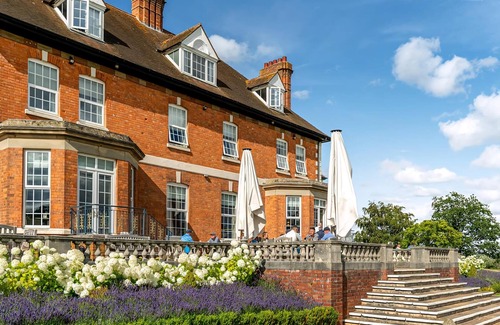 Bridgnorth Chalet De Esquí | Sycamore Lodge VIP Hot Tub and Pet Friendly