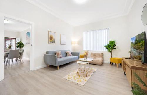 Croydon Casa | Sydney Croydon 4bed house cls burwood and Ashfield