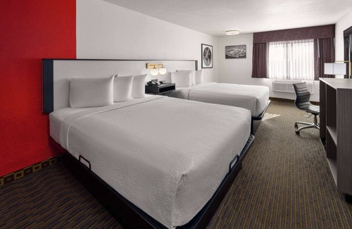 Aurora Hotel | SYLO Hotel Denver Airport, a Ramada by Wyndham
