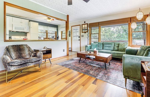 Sylva Casa | Deck + Fire Pit: Riverfront Sylva Getaway!