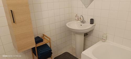 Antibes Old Town Apartamento | Sympathique 3 pièces