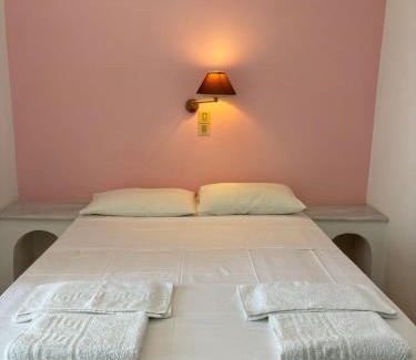 Posidonia Hotel | Syros Rooms & Apartments