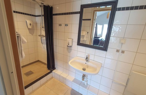 Sjoholt Cama Y Desayuno | Systra Hotel Apartments Sjøholt