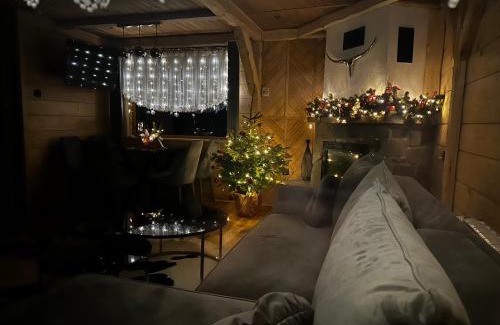 Ludzmierz Chalet De Esquí | SZAŁAS CHALET PRZY POTOKU Gospodarstwo Agroturystyczne Baciary