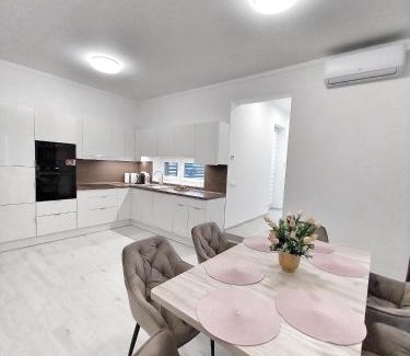 Sostogyogyfurdo Apartamento | Szalamandra Residence