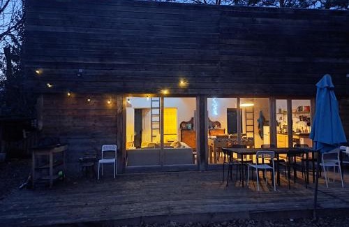 Szentendrei Casa | Szentendrei sziget, modern faház, télen is