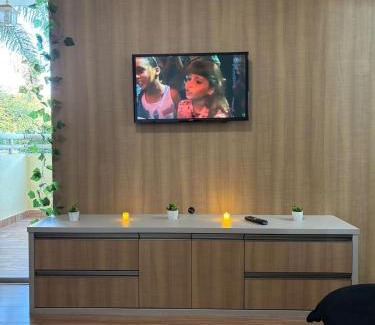 Sao Sebastiao Apartamento | Térreo, sem escadas, com WI-FI, a 15 minutos do centro
