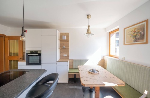 Rasa Apartamento | Töllhof Studio mit Bauernstube