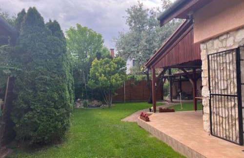 Lakitelek Apartamento | Tőserdei Vendégház