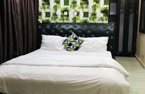 Enugu Hotel | T Golden Villa Hotel