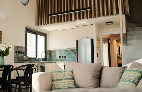 Katakali Villa | T H A L I A - Aelia Horizon Villas