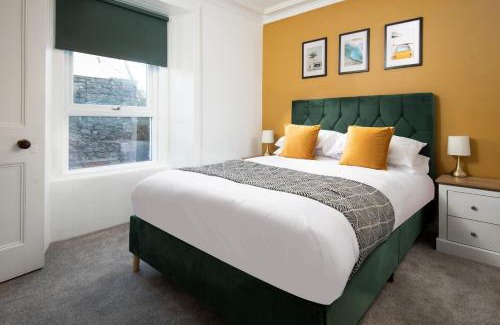 Eyemouth Casa | T&J House in Eyemouth: Cozy Coastal Retreat