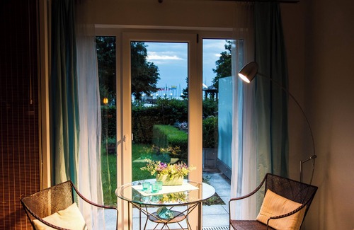 Nonnenhorn Apartamento | "(T)RÄUME am See" 5 star apartment 116 sqm, direct lakeside location, 2 outdoor terraces