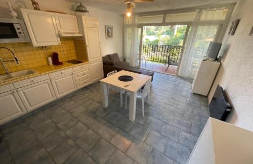 Les Sablettes Apartamento | T1 avec Piscine à 300m des Plages pour 4 personnes - Résidence SAINT ELME