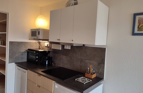 Les Sablettes Apartamento | T2 air-conditioned 5 minutes from the beach of Les Sablettes LLS2