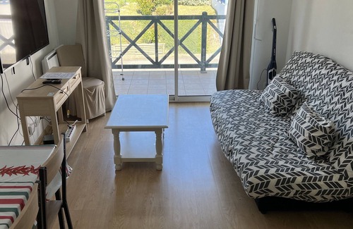 Hendaye Apartamento | T2 apartment near bay, beach and town center (pets welcome)