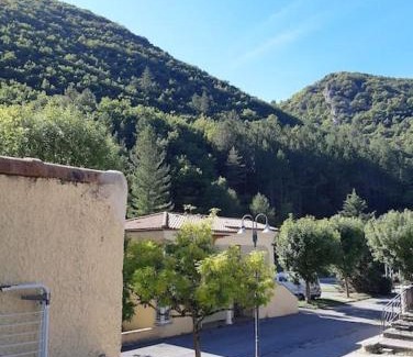 Digne-les-Bains Apartamento | T2 au cœur de la nature de Digne