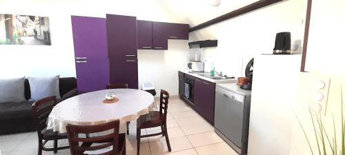 Azay-le-Rideau Apartamento | T2 avec terrasse, table de Ping-pong, parking privé au centre d'Azay