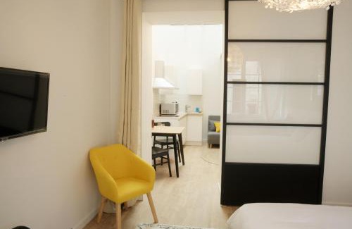 Cognac Apartamento | T2 avec verrière situé en hyper centre avec wifi, linge, draps, savons et serviettes fournis