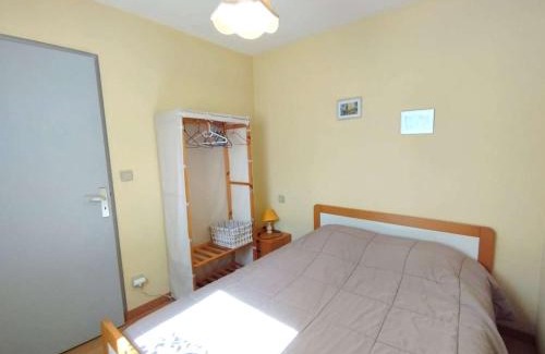 Saint-Lary-Soulan Apartamento | T2 Cabine avec Balcon au Cœur des Thermes - 6 Pers, Parking, Proche Télécabines, Équipé Tout Confort - FR-1-457-230