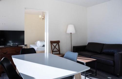 Le Lavandou Apartamento | T2 + cabine, parking, clim, 250m de la plage - FR-1-803-18