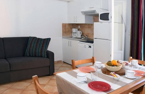 Pineto Casa | T2 Cabine Type C by Interhome