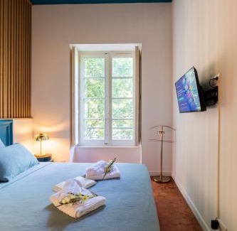 Nimes City Centre Apartamento | T2 Climatisé de charme, pour couple proche Arènes MaisonCarréeConciergerie