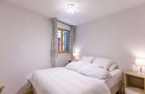 Luz-Saint-Sauveur Apartamento | T2 cosy en centre-ville avec parking, proche commodités, 3 stations de ski, non fumeur - FR-1-402-118