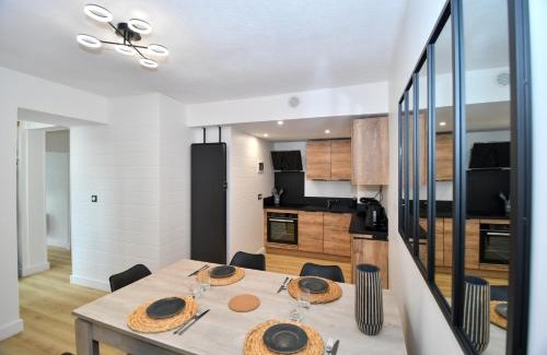 Aix-les-Bains Apartamento | T2 Cosy en centre-ville proche du lac avec balcon