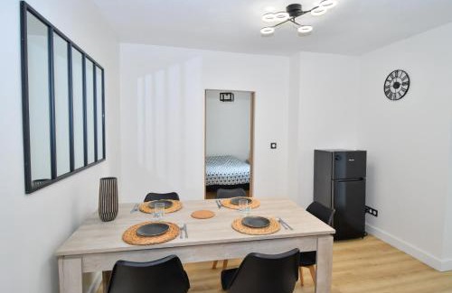 Aix-les-Bains Apartamento | T2 Cosy en centre-ville proche du lac avec balcon