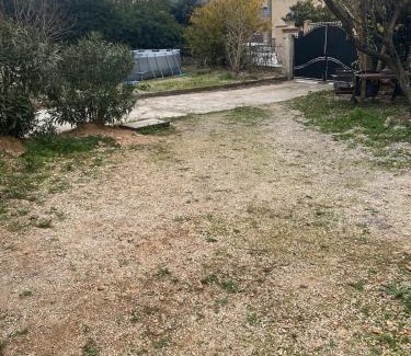 Sorgues Apartamento | T2 dans Villa à Sorgues