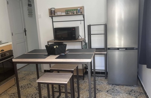 Saint-Julien-en-Saint-Alban Apartamento | T2 in charming Ardèchois village