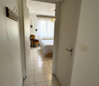 Livron-sur-Drome Apartamento | T2 indépendant avec jardin