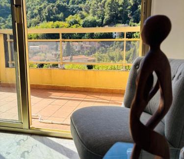 Menton Apartamento | T2 Menton - Garage - Proche centre ville & mer