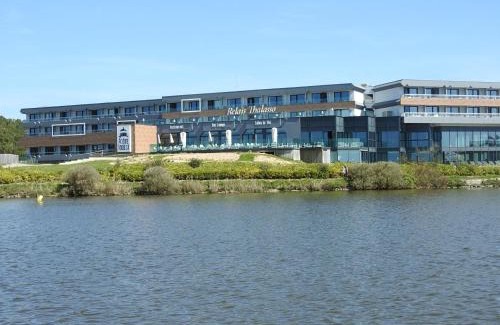 Les Sables d'Olonne Apartamento | T2 Mezzanine aux Sables d'Olonne - Balcon, Proche Plage et Commerces - FR-1-92-745