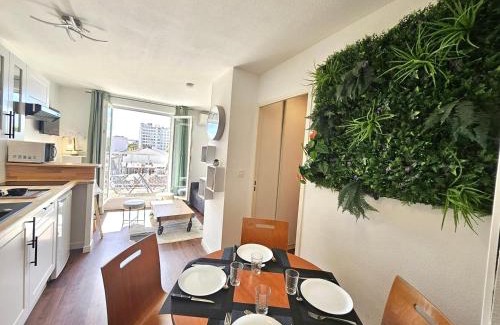 Guilhemery Apartamento | T2 neuf - centre - Parking supp