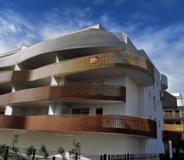Serignan Apartamento | T2 neuf + piscine, 5 mn à pied des plages