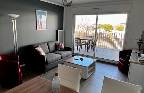 Serignan Apartamento | T2 neuf + piscine, 5 mn à pied des plages