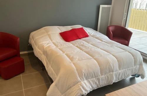 Serignan Apartamento | T2 neuf + piscine, 5 mn à pied des plages