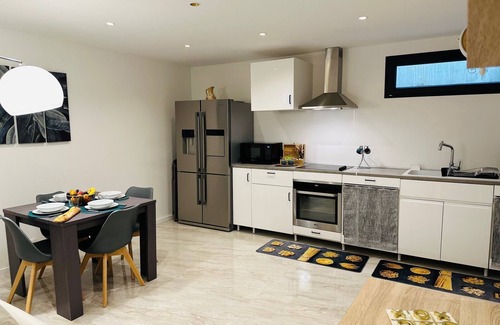 Thonon-les-Bains Apartamento | T2 Neuf Thonon les Bains - Proche Centre Ville, Port et Plage. Tout Équipé