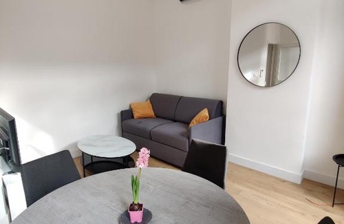 4th Arrondissement Apartamento | T2 neuf tout équipé, climatisé