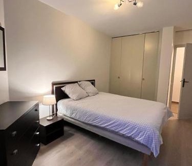 Voiron Apartamento | T2 parking privé proche centre ville et gare