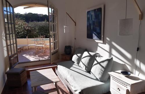 Marine de Saint Ambroggio Apartamento | T2 rénové 100m plage avec SPA privatif entre calvi et ile rousse