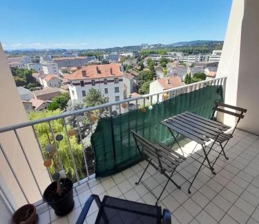Villeurbanne Apartamento | T2 traversant vue Fourvière